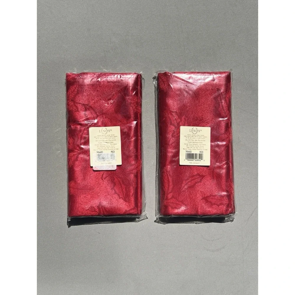 Lenox Holiday Holly Tablecloth‎ Red Jacquard 8 Napkins Christmas 60x120